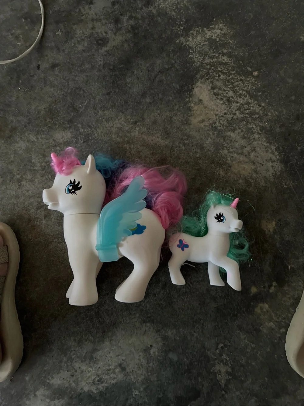 Classic White Unicorn Playset with Pink, Teal & Blue Hair - Kids Toys